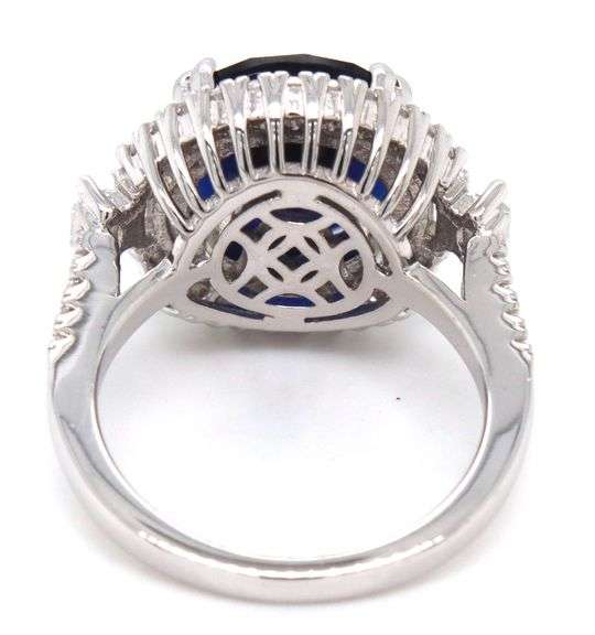 925 Sterling silver round brilliant cut blue cubic zirconia ring