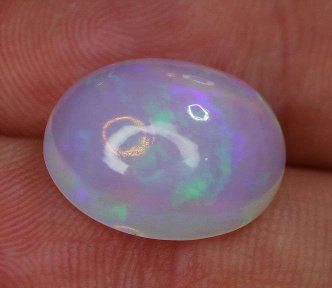 Simply fantastic 6.72ct white Jelly Opal! And it's natural!