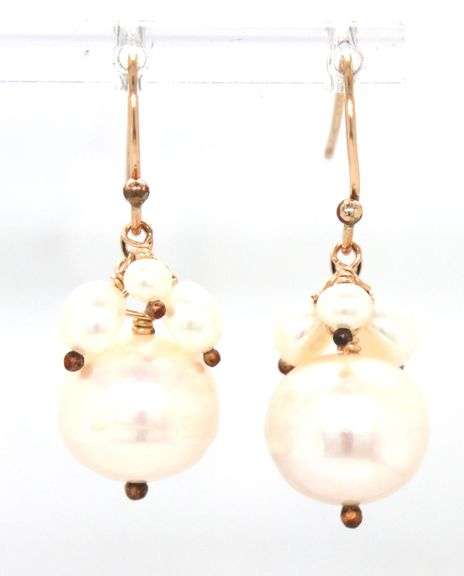 14kt Yellow gold pearl drop dangle earrings