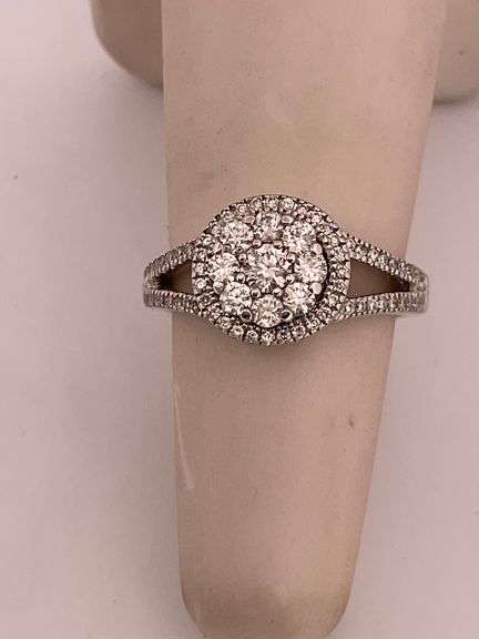 CERTIFIED 14K WHITE GOLD DIAMOND RING