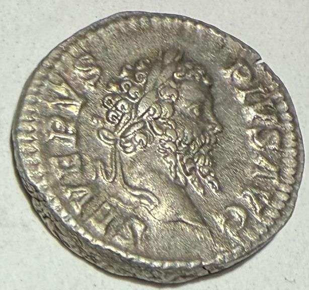 Roman Empire Septimus Severus 193-211 AD Silver Denarius.