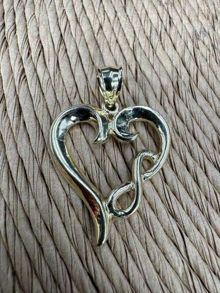10k Yellow Gold Infinity Heart Pendant Forever Love Charm