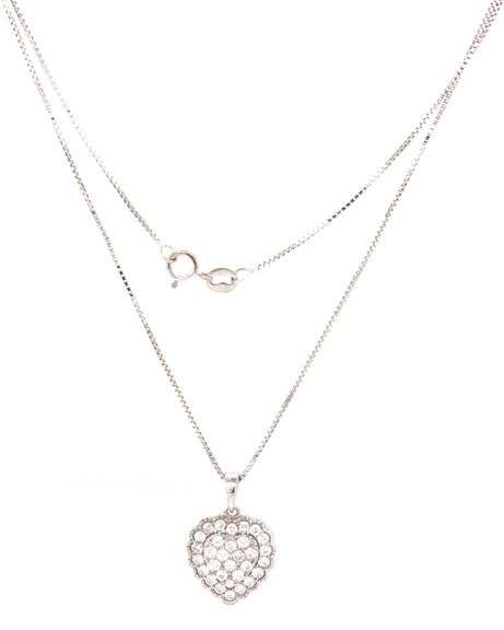 10kt White gold 0.50ctw diamond cluster heart shaped pendant on chain