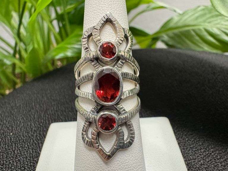 Sterling Silver 925 Garnet Natural Gemstone Cocktail Ring Size 7