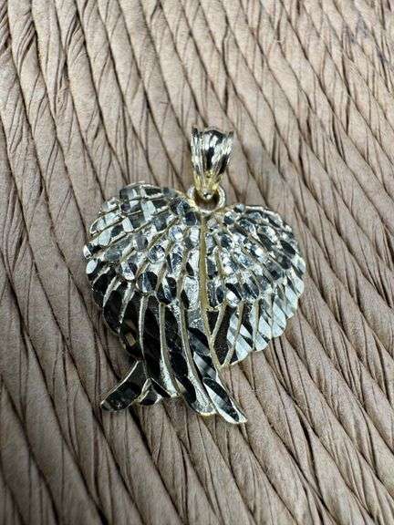10k Yellow Gold Unique Angel Wings Heart Pendant Diamond Cut Charm