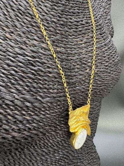 Sterling Silver 925 with 18k Gold Plating with Moonstone Pendant 20" Necklace Unique