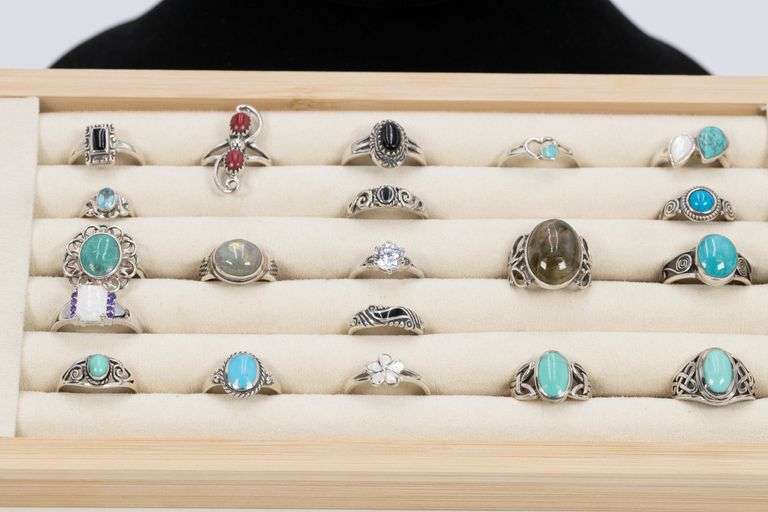 .925 Sterling Silver Ring Assortment Various Sizes & Styles (20 Ring Lot)