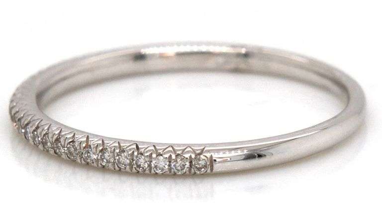 New Odelia 0.14ctw Diamond Wedding Band Ring in 18K