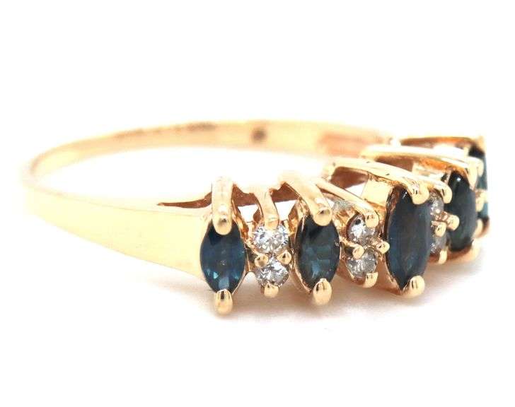 14kt Yellow gold marquise sapphire and diamond 5 stone ring