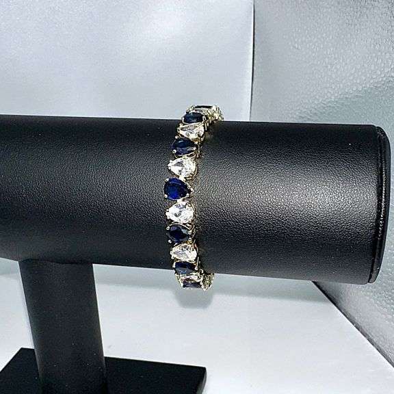 18 Kt White Gold Plated Huge 32.5 Ctw Lab Simulated Diamond and Midnight Blue Sapphire Tennis Bracel