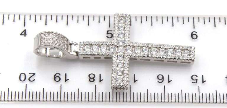925 Sterling silver Cross cubic zirconia pendant