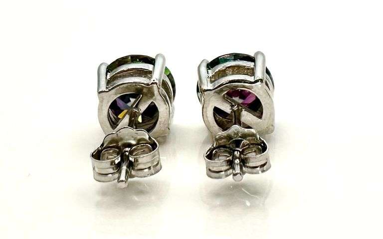 2 Ctw Simulated Russian Color Change Alexandrite Earrings