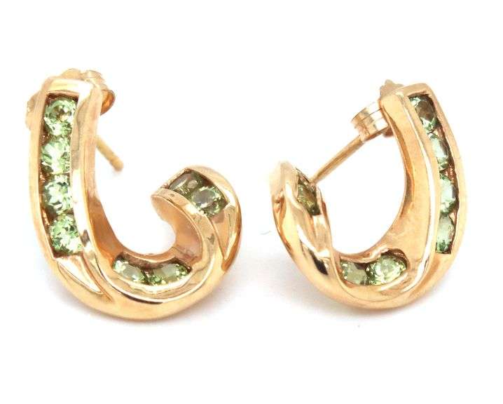 Stylish 14K YG Post Earrings with a Swirl of Peridots