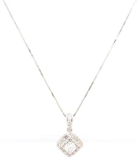 14kt White gold 0.35ctw princess cut diamond halo pendant on chain