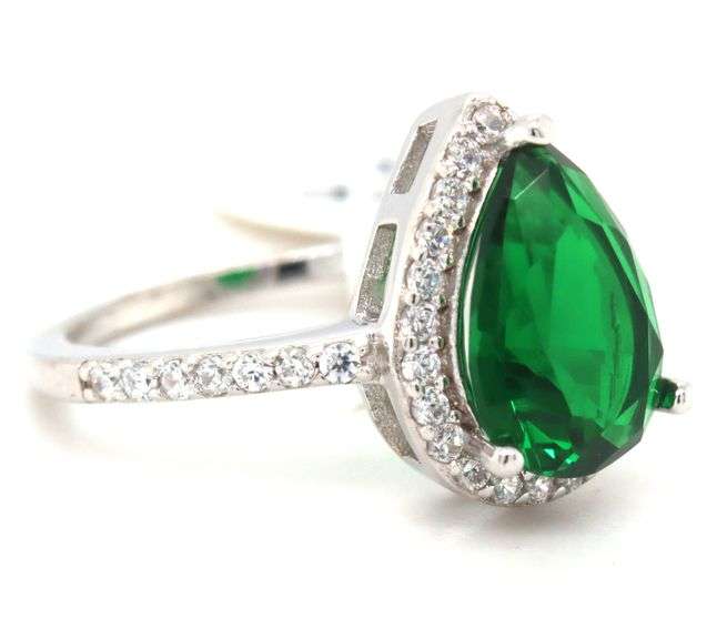 Pear shaped green and white round cut cubic zirconia ring in 925 sterling silver