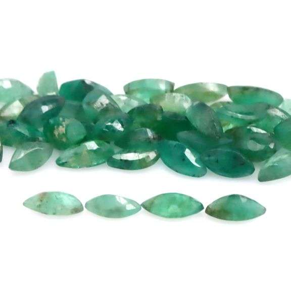 Rich emerald green 8.27ct 54pc Emerald set