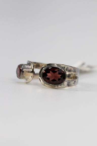 Sterling Silver Natural Garnet Gemstone Ring Size 7