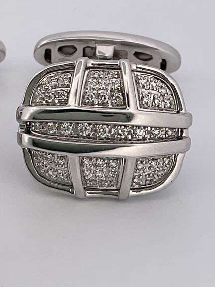 CERTIFIED BRAND NEW  18k white gold Di Modolo cufflinks with diamonds.