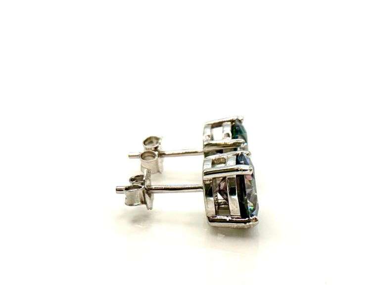 Beautiful 2 Ctw Russian Color Change Lab Created Alexandrite Earrings