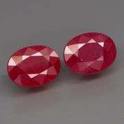 Stunning oval cut 3.17ct pair of blood red Rubies