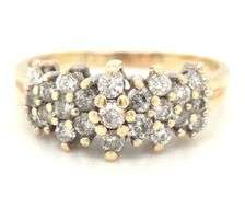 14kt Yellow gold diamond cluster ring