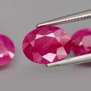 Collectors 5.07ct PIGEONS BLOOD Burmese Ruby set!!!
