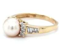 14kt Yellow gold 7-7.5mm pearl and diamond ring
