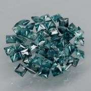 Multi-hue 5.42ct natural blue green Sapphire set