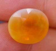 Bi-color! Orange and pink flashing! 8.90ct Mexican Fire Opal!