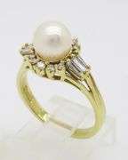 18k Gold Pearl & Diamond Halo Ring