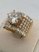 CERTIFIED BRAND NEW 18K GOLD DIAMOND ENGAGEMENT RING 9.10 CRATS