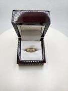 Very fine 18k gold hand made two tone band, 5.9gr, size: 5.5