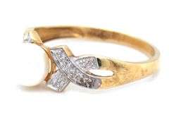 10kt Yellow gold pearl ring