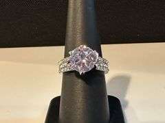 Ladies Large 4.5 Ct Sparkling Ice White Lavender Simulated Lab Diamond Ring