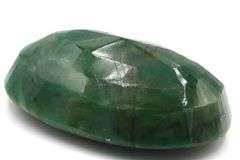 Fabulous Colossal 707.20CTS Oval Faceted Genuine Emerald Precious Loose Gemstone