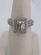 CERTIFIED 14K WHITE GOLD DIAMOND RING
