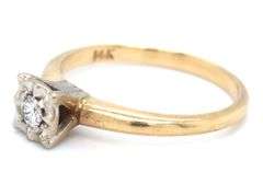 14kt Yellow gold diamond ring