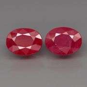 Stunning oval cut 3.17ct pair of blood red Rubies