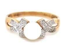 10kt Yellow gold pearl ring