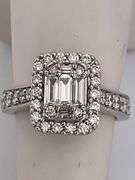 CERTIFIED 14K WHITE GOLD DIAMOND RING