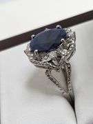 Very fine Natural Sapphire 3.48 ctw with diamond accent set in silver ring, EGL certified