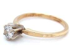 14kt Yellow gold diamond engagement ring