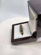 Very fine silver ring and emerald with diamond accent