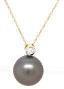 14kt Yellow gold 12.5mm grey fresh water pearl pendant on chain