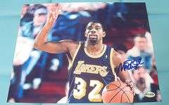 HAND SIGNED MAGIC JOHNSON 8X10 WITH COA