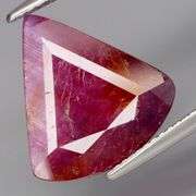 Very unique cut! 7.94ct UNTREATED Winza Ruby!