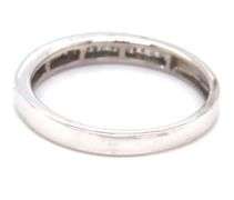 14kt White gold 0.40ctw diamond baguette band