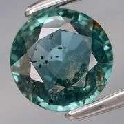 Untreated! 1.77ct round cut blue green Sapphire!
