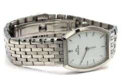 Delma quartz white dial watch