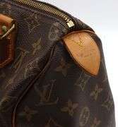 Louis Vuitton Speedy 25 purse